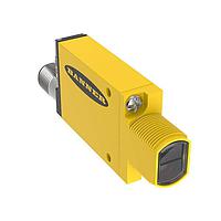 Banner Engineering SM2A312CV2QD Photoelectric Sensors MINI-BEAM: Visible Red 650 nm Convergent; Focal Point: 43 mm; Input: 24-240 V ac; Output: SPST Solid-state 2-Wire; 3-pin Micro Integral QD