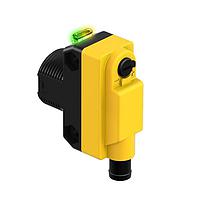 Banner Engineering QS18VP6LVQ1 Photoelectric Sensors WORLD-BEAM QS18 Series: Non-Polarized Retro; Range: 6.5 m; Input: 10-30 V dc; Output: Complementary Solid-State PNP; 150 mm (6 in) M8 Pigtail QD