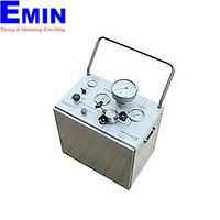 Pressure testing equipment