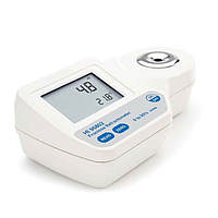 Hanna HI96802 Digital Refractometer for Sugar Analysis