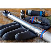How Do Preset Torque Wrenches Improve Assembly Lines?
