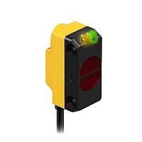 Banner Engineering QS18VN6W Photoelectric Sensors WORLD-BEAM QS18 Series: Diffuse; Range: 100 mm; Input: 10-30 V dc; Output: Complementary Solid-State NPN; 2 m (6.5 ft) Cable