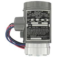 Dwyer H2S-3 Dual-Action Explosion-Proof Pressure Switch, UL/CSA Listed, Adjustable (Gauge, NPT Female, 1/4 in, Hazardous Location Rated, IP66, NEMA Type 4X)