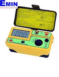 Low-frequency signal measurement instrument used in repair and testing applications