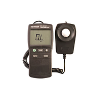 OMEGA HHLM1337 Handheld Light Meter (20-20,000 LUX)