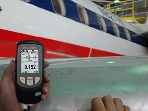 PosiTector UTG C ultrasonic thickness gauge for acrylic window measurement